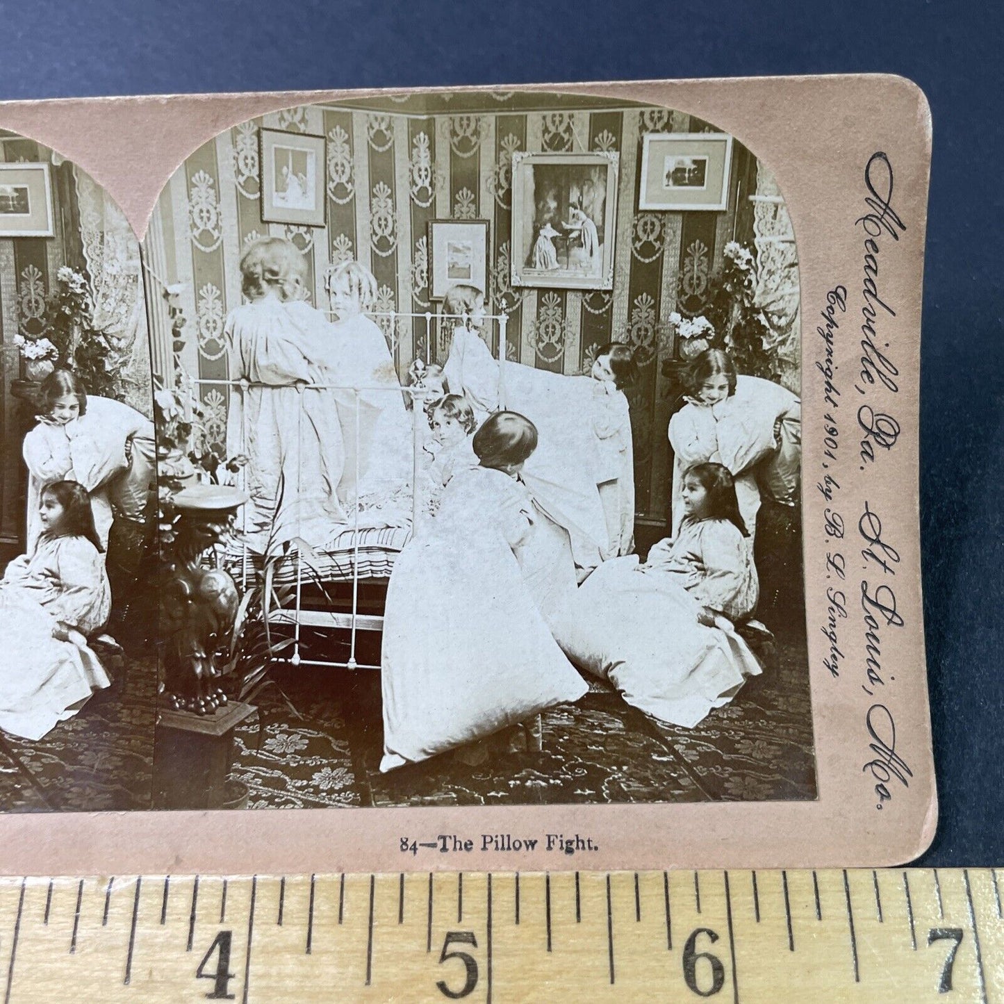 Antique 1901 Children Have A Pillowfight In Bedroom Stereoview Photo Card P2856