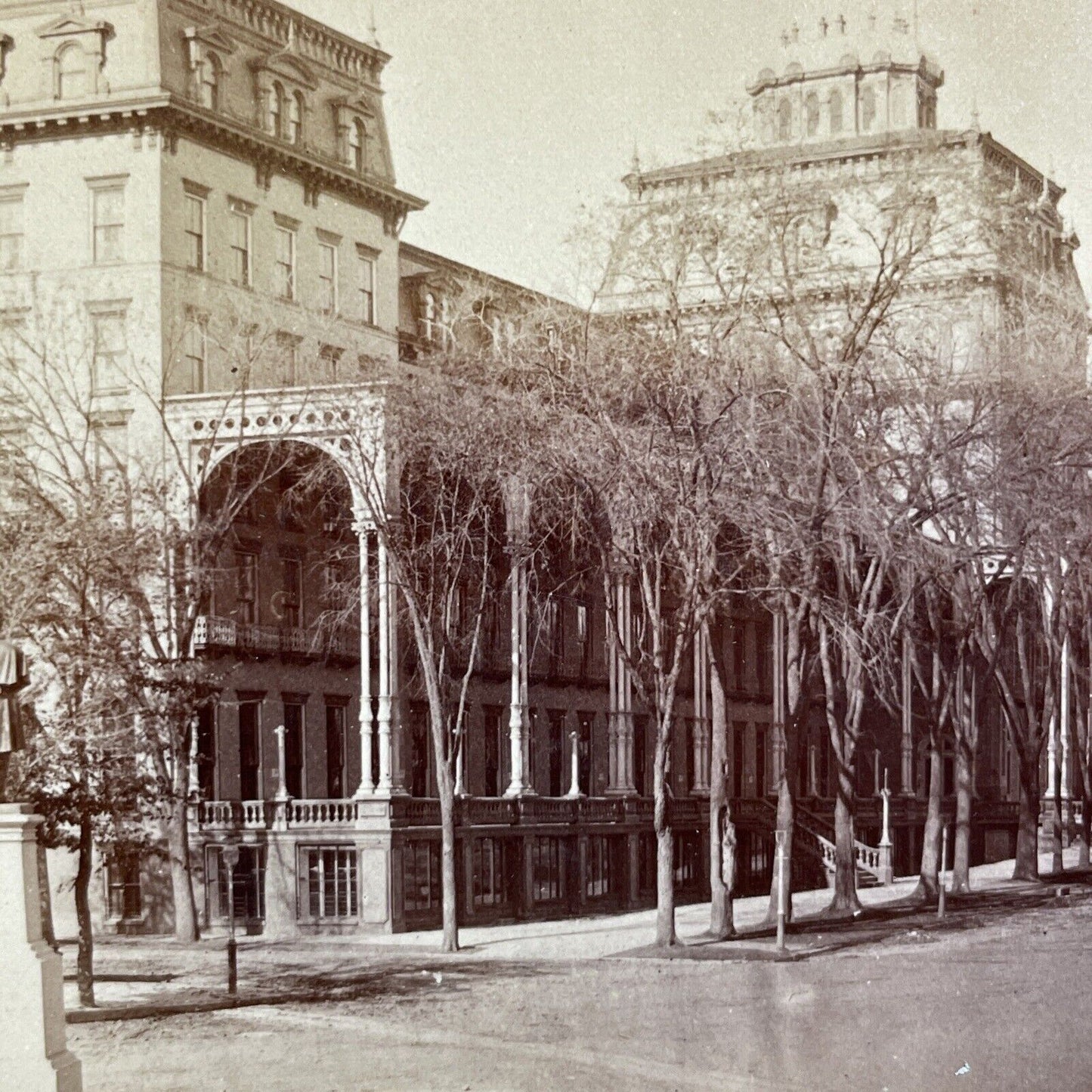 Antique 1880s United States Hotel Saratoga Springs Stereoview Photo Card V507