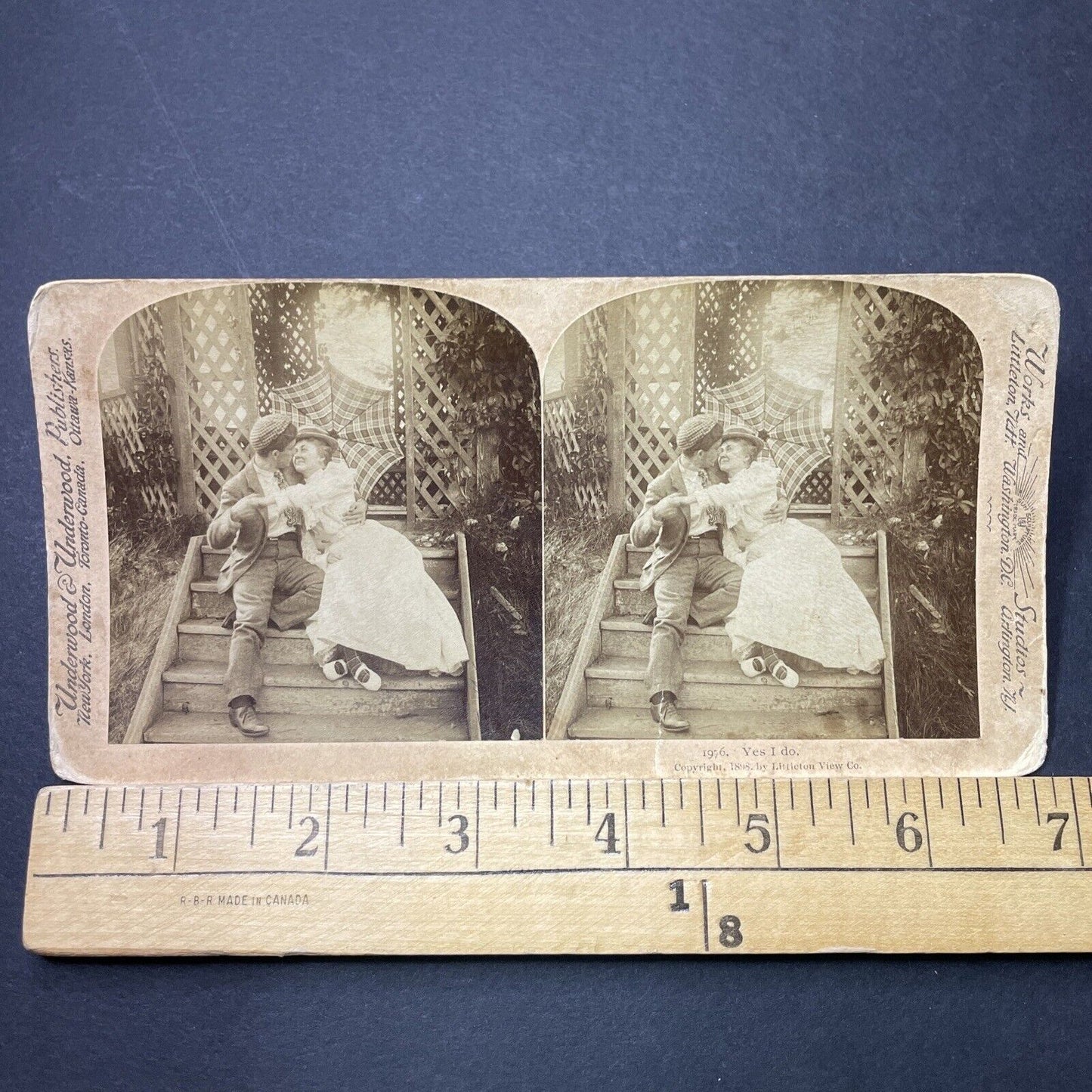 Antique 1898 Victorian Couple Kissing & Joking Stereoview Photo Card P3480