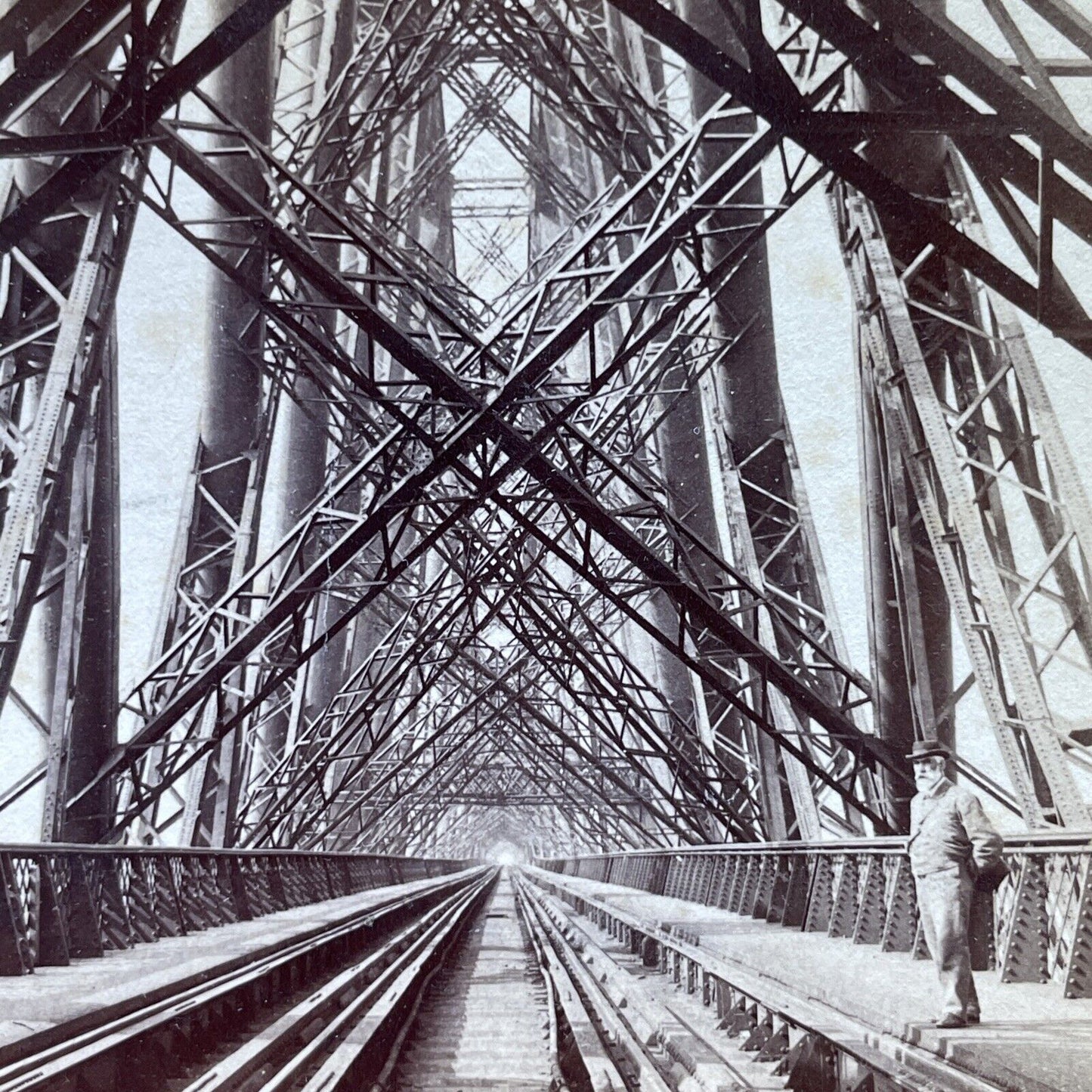 Antique 1896 Forth Train Rail Bridge Scotland Stereoview Photo Card P2413