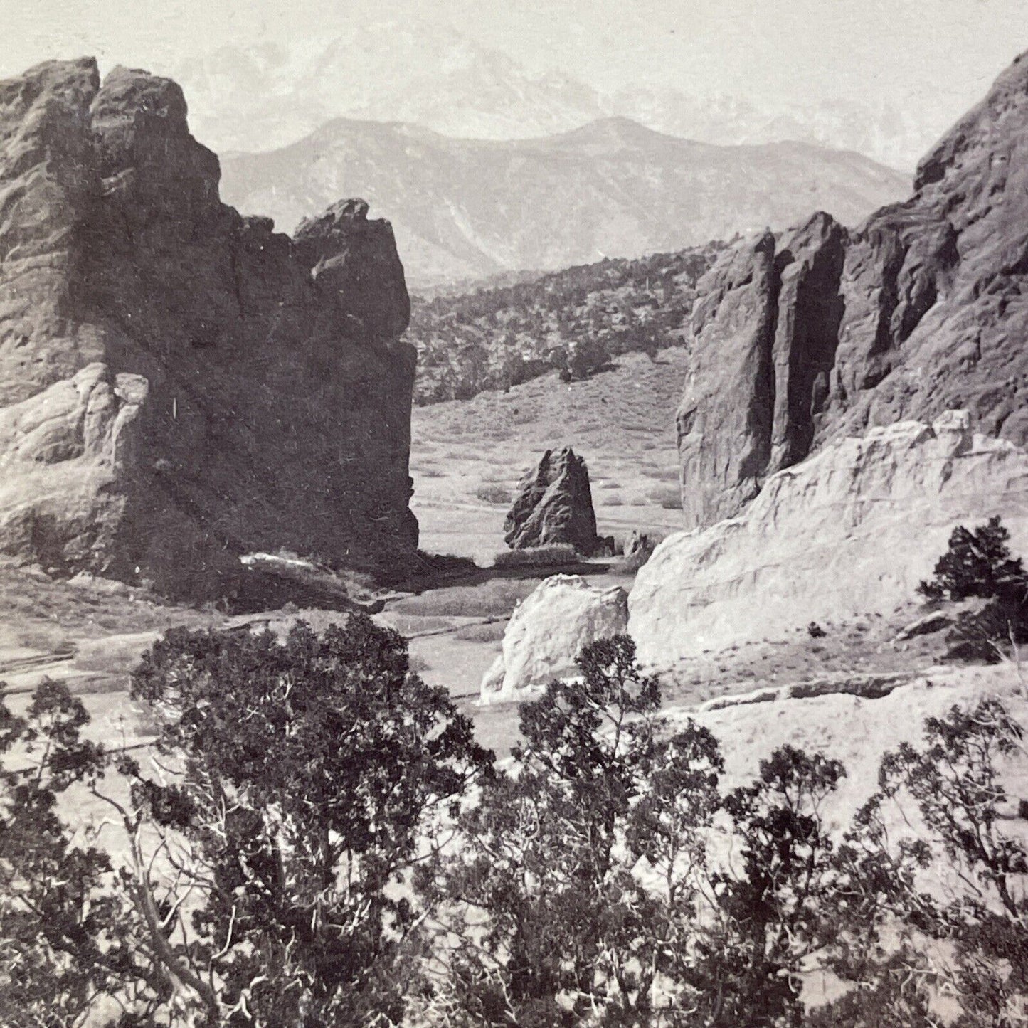 Garden of the Gods Colorado Springs Stereoview W.H. Jackson c1880 Y1757