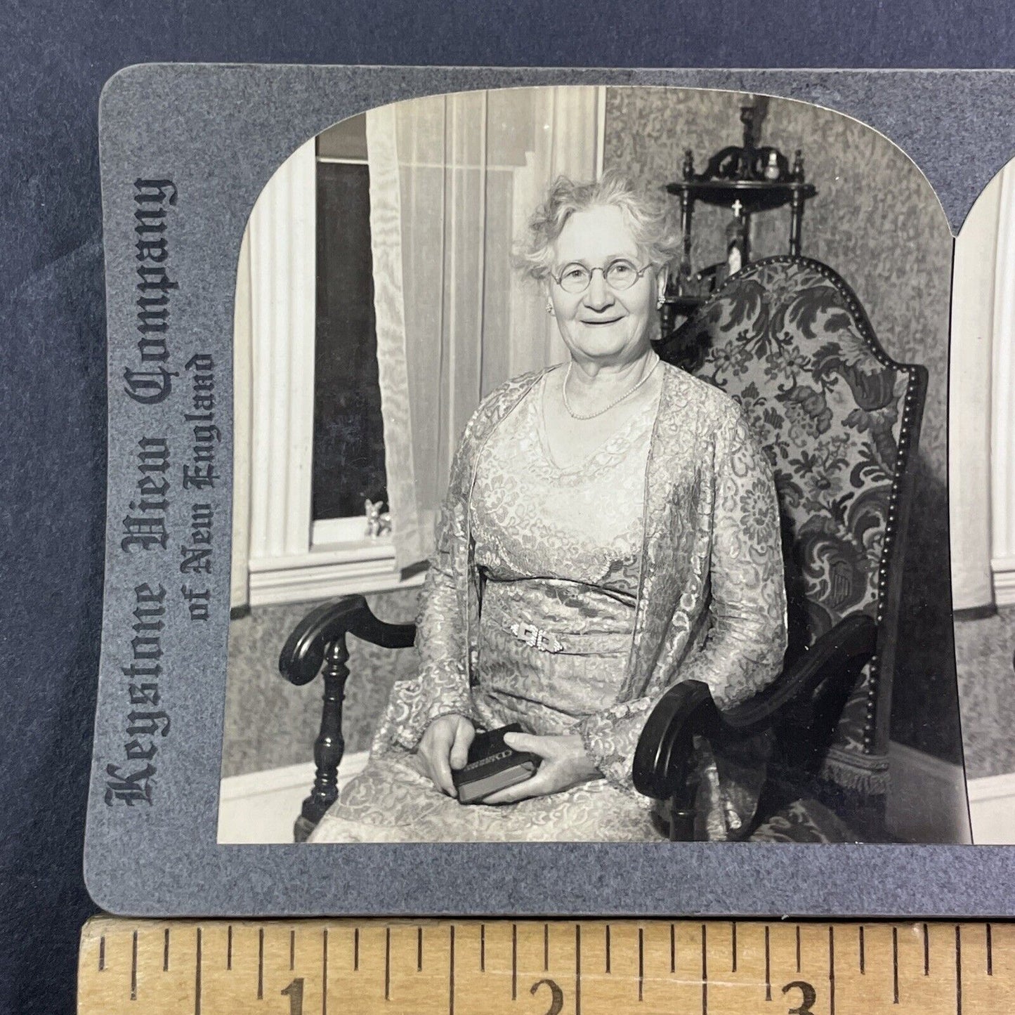 Mrs Bernard H Carragher Stereoview Haverhill MA Elizabeth Antique c1935 X1564