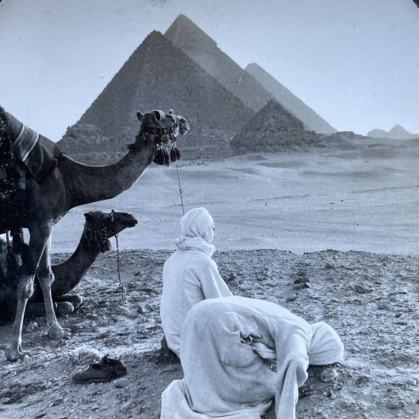 Antique 1920s Egyptians Praying To Allah Cairo Stereoview Photo Card P2462