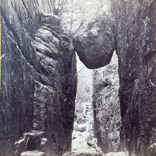 Antique 1870s Hanging Rock Flume Franconia Notch NH Stereoview Photo Card V2008