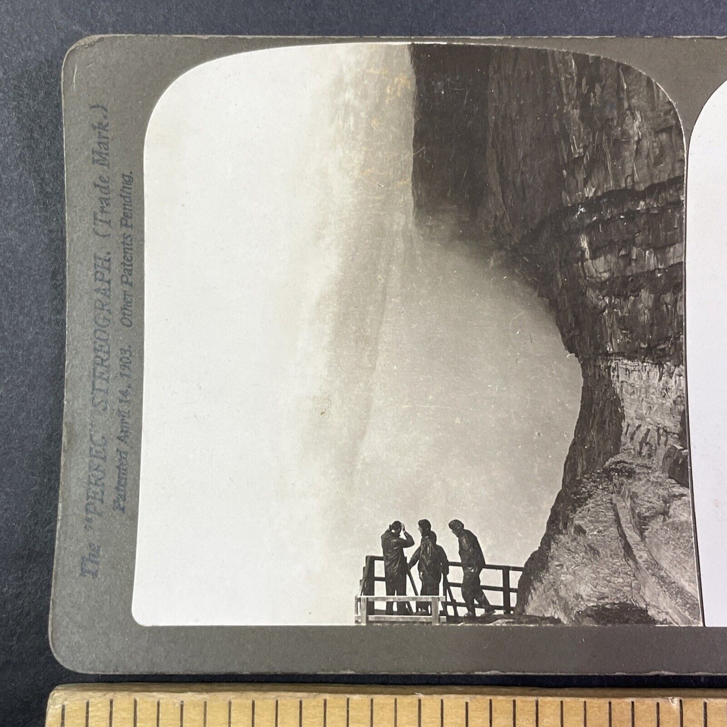 Cave of the Winds beneath Niagara Falls Stereoview Antique c1902 Y2148