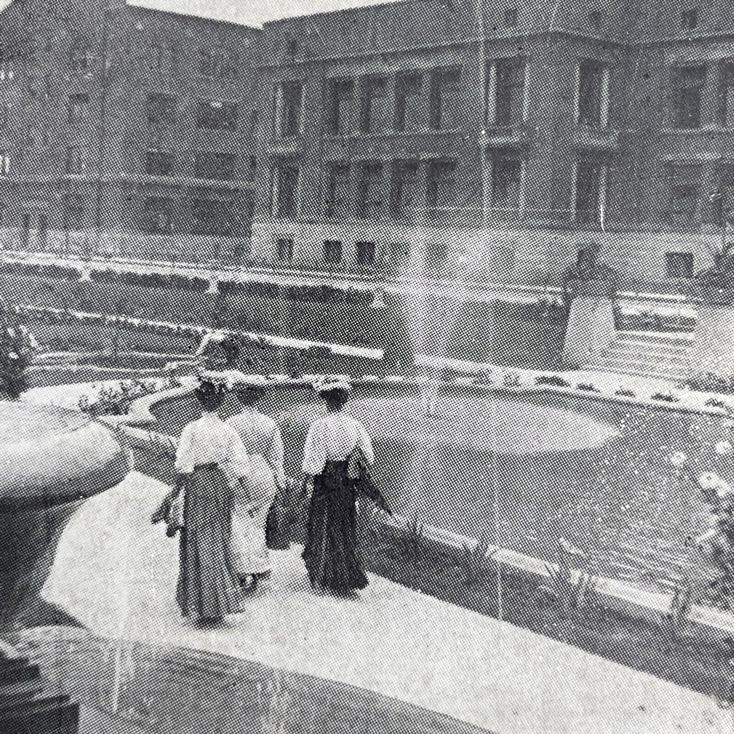 Antique 1905 Women At Sear's Headquarters Chicago Stereoview Photo Card P580-032