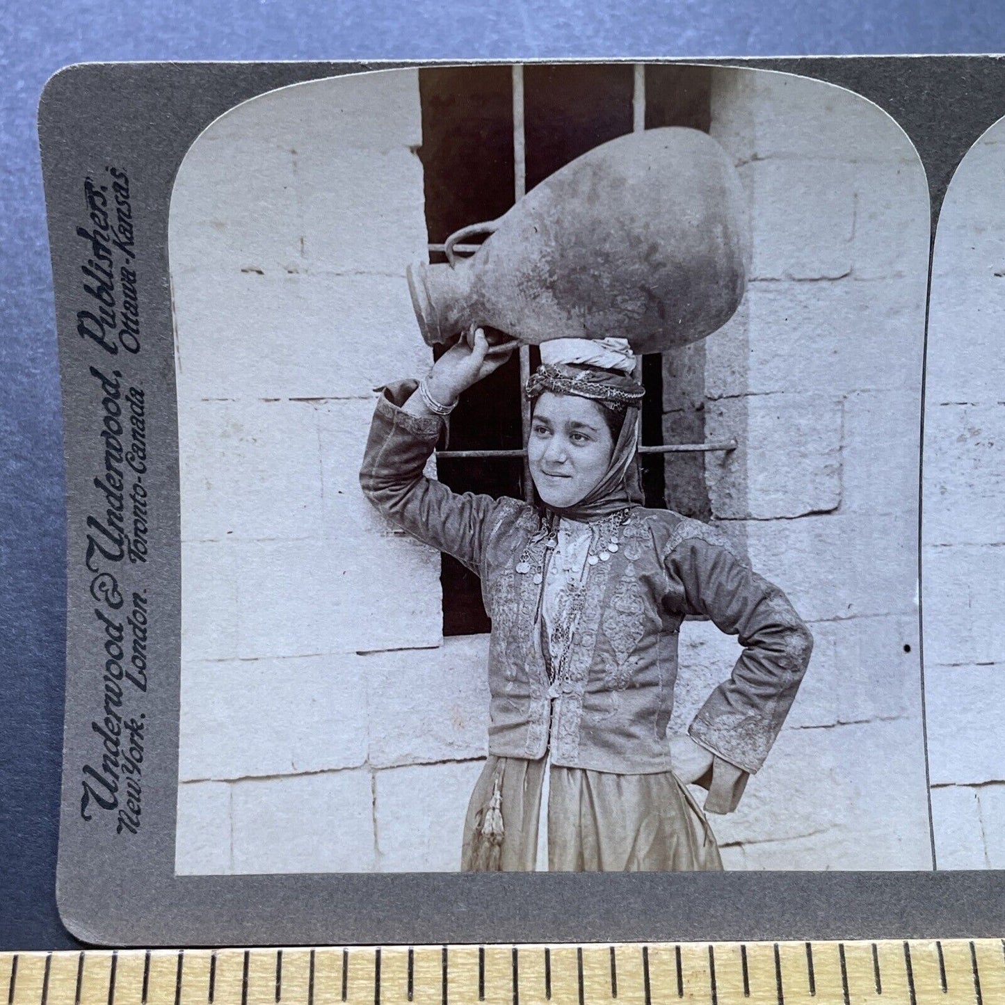 Antique 1900 Woman Carrying Jug On Her Head Israel Stereoview Photo Card P1981