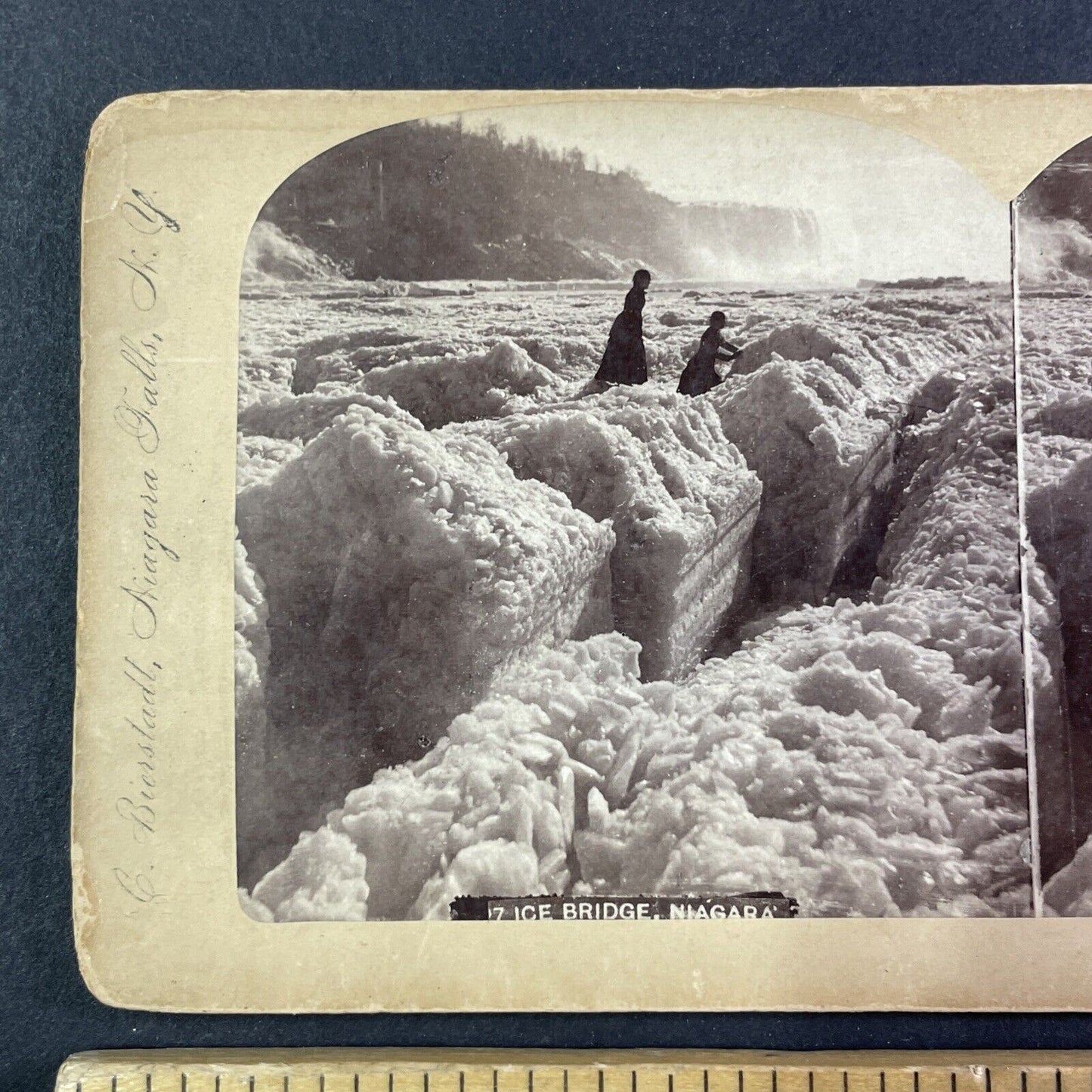 People Crossing Frozen Niagara River Stereoview  Charles Bierstadt c1870s Y1829