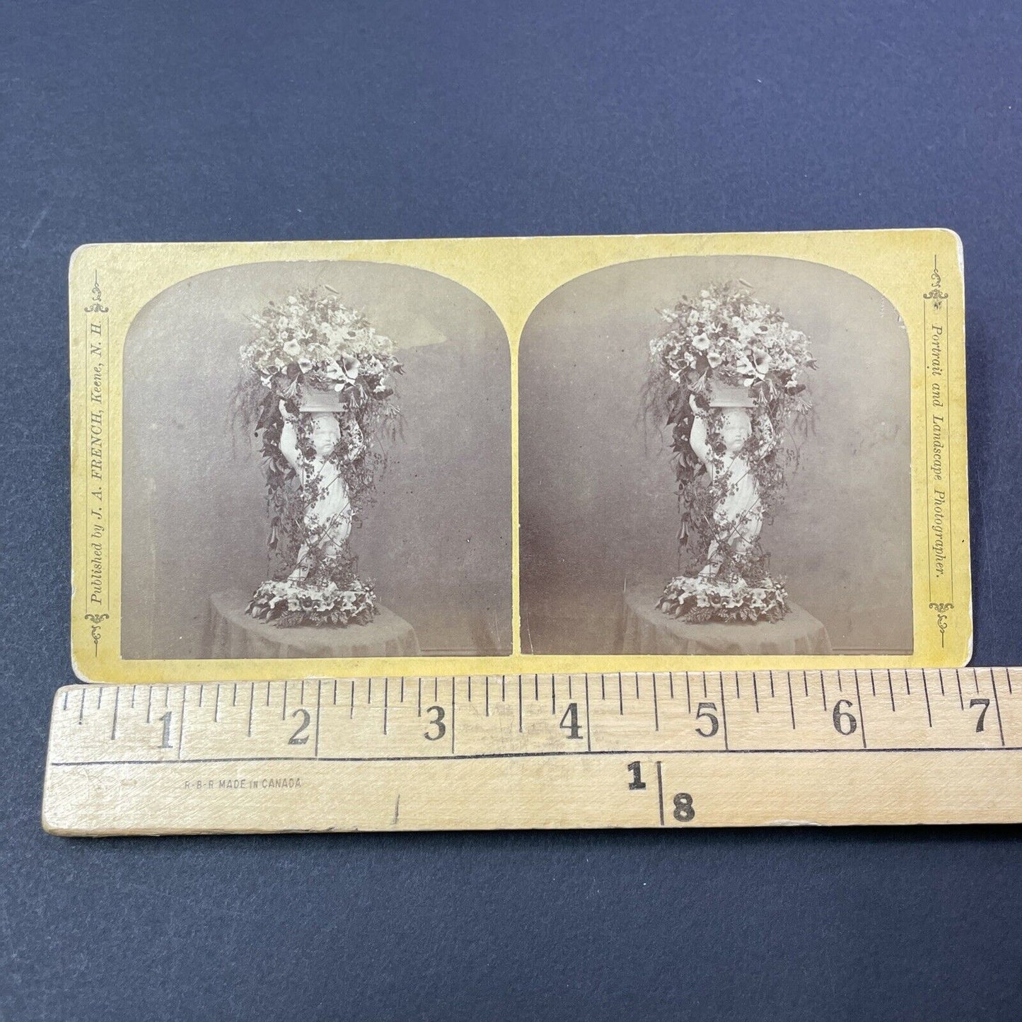 Antique 1870s Cherub Vase Holding Funeral Flowers Stereoview Photo Card V1755