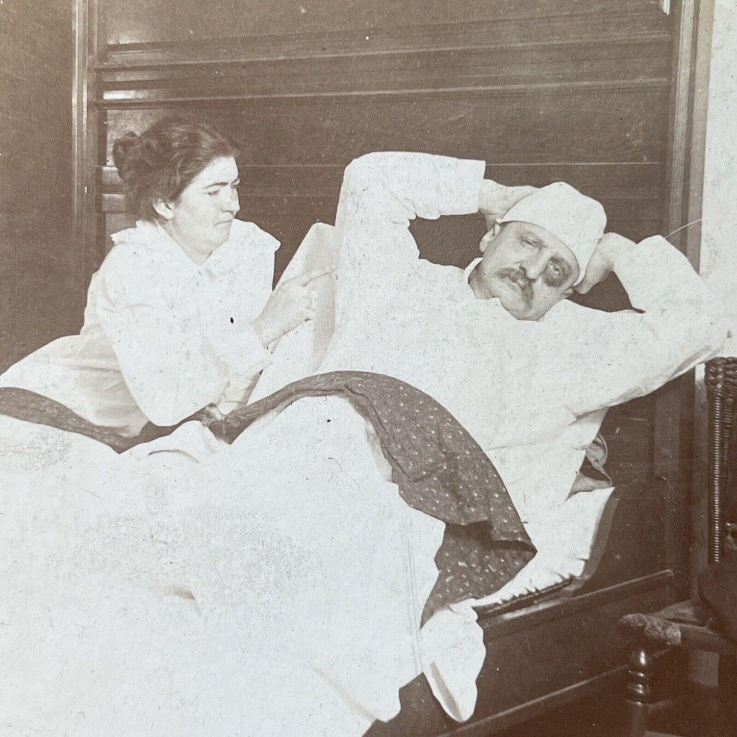 Antique 1897 Wife Scolds Drunk & Beaten Up Husband Stereoview Photo Card P2987