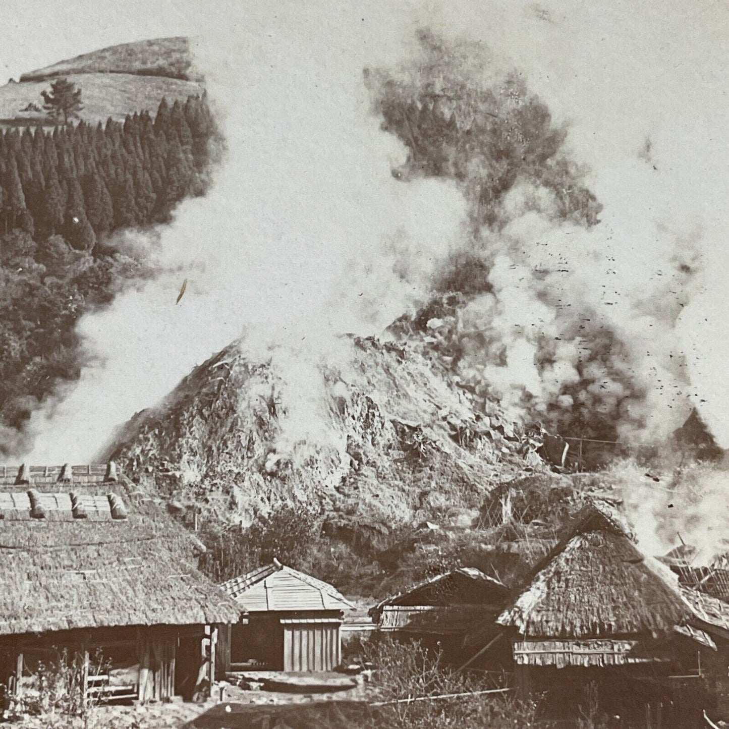 Antique 1901 Yunotani Hot Springs Kumamoto Japan Stereoview Photo Card P4493