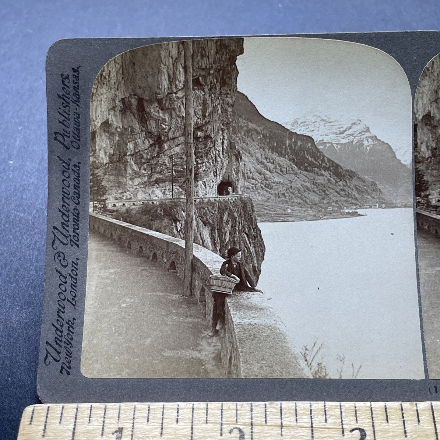 Antique 1900 Axenstrasse Child Brunnen Switzerland Stereoview Photo Card P2377