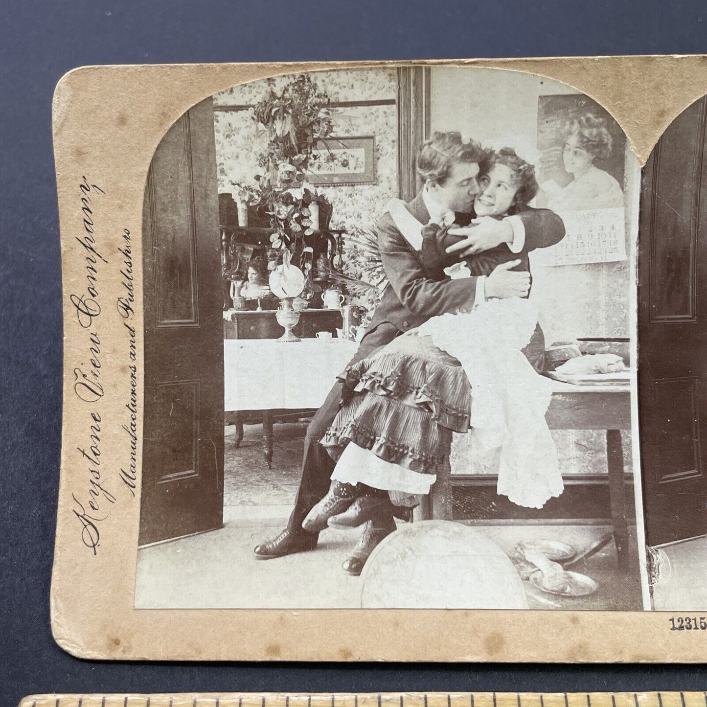 Antique 1903 Man Seduces French Maid In Kitchen Stereoview Photo Card P2622