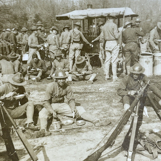 Antique 1918 US Soldiers Lining Up For Lunch Mess Stereoview Photo Card P2025