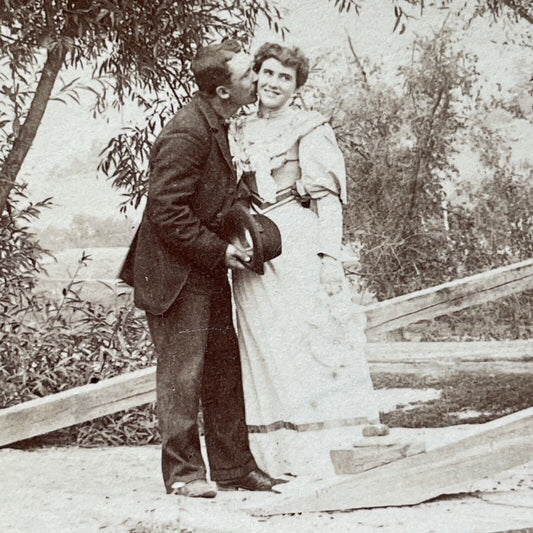 Antique 1895 Man Kisses Woman On Bridge Stereoview Photo Card V3264