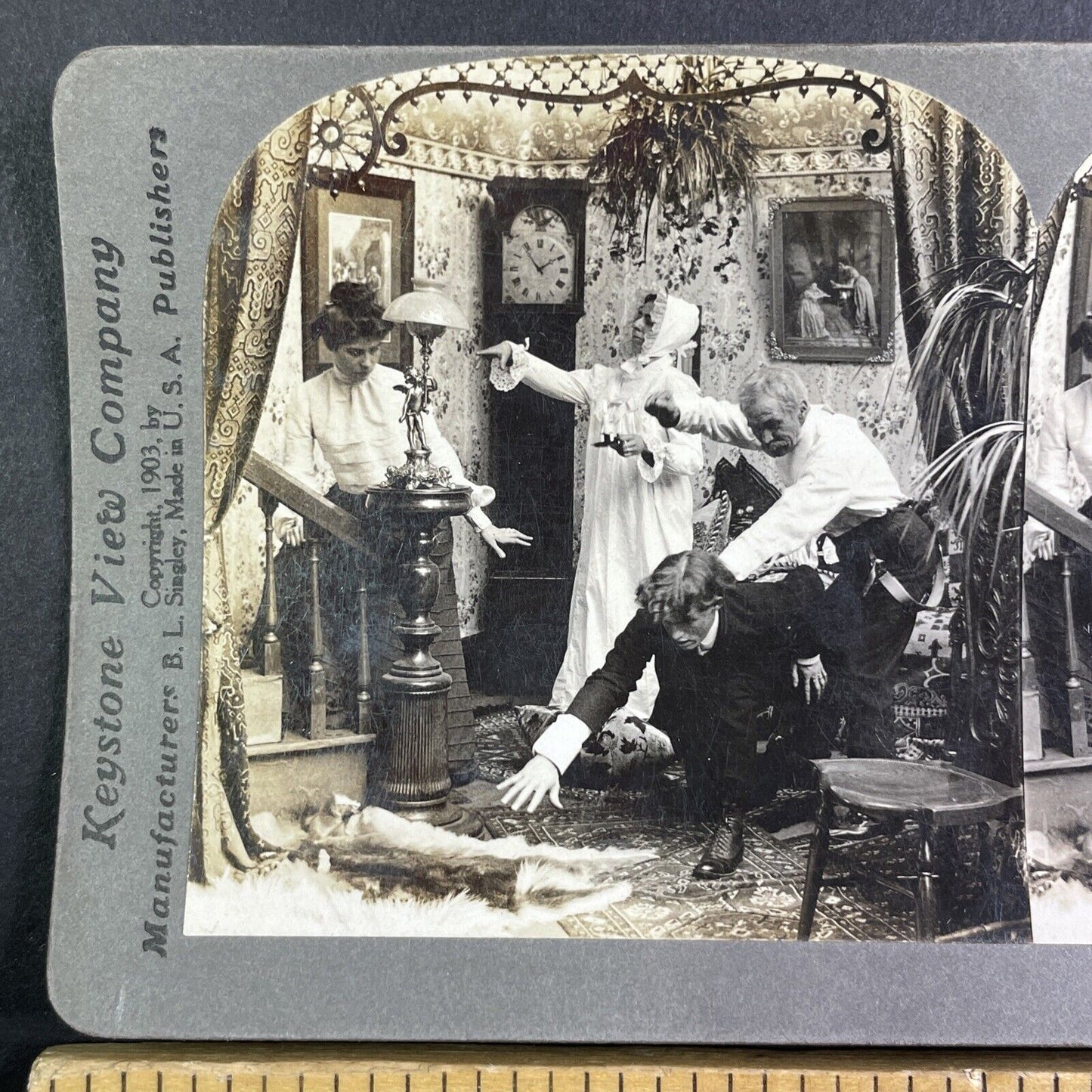 Father Beats Man For Dating His Daughter Stereoview Antique c1903 Y1227