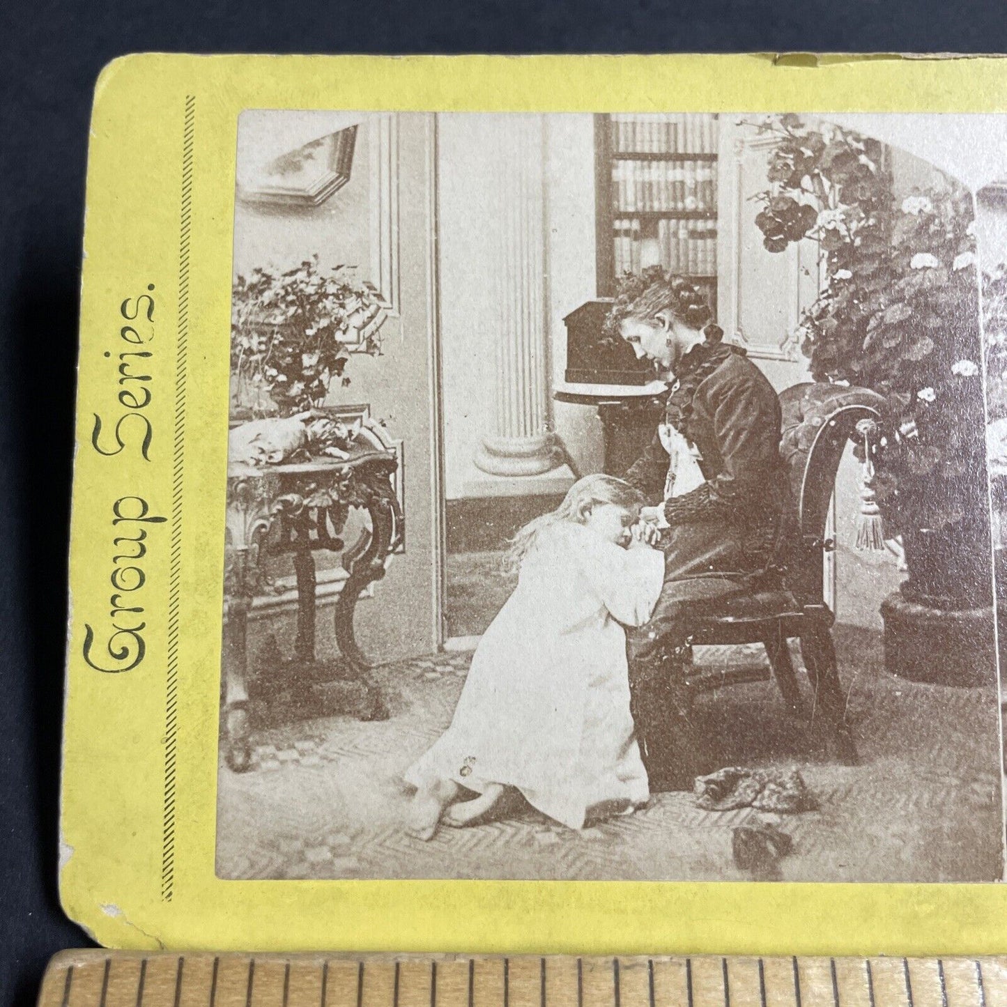 Antique 1870s Little Girl Praying For Her Mother Stereoview Photo Card P4705