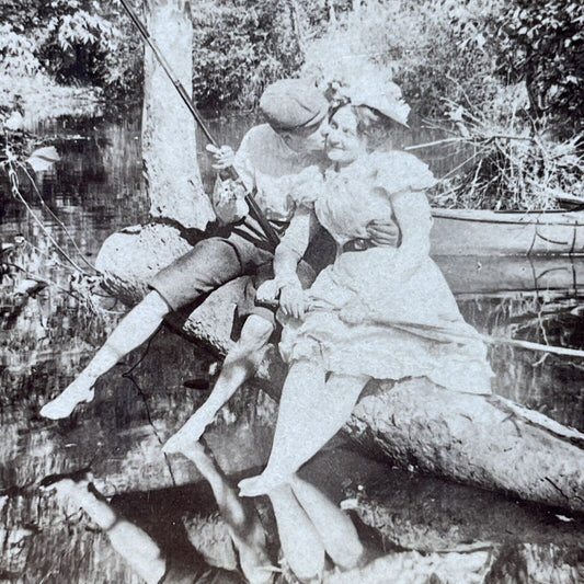 Antique 1899 Man Woman Flirting While Fishing Stereoview Photo Card P2386