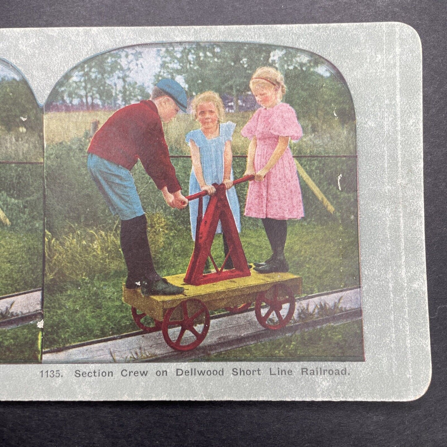 Antique 1898 Children Playing In The Beach Sand Stereoview Photo Card P580-039