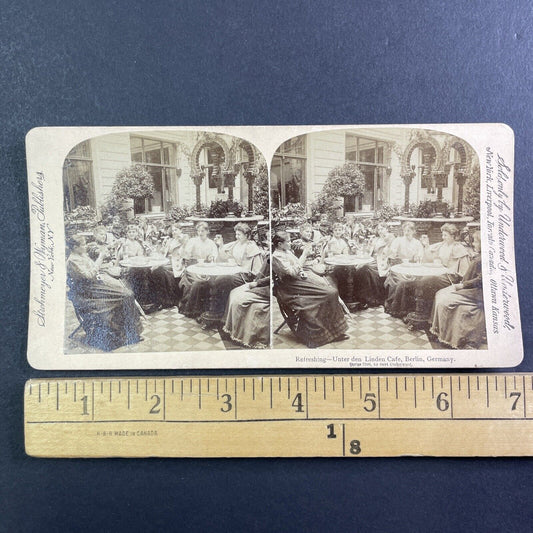 Beautiful Women Drinking Beer and Tea Stereoview Berlin Antique c1894 Y125