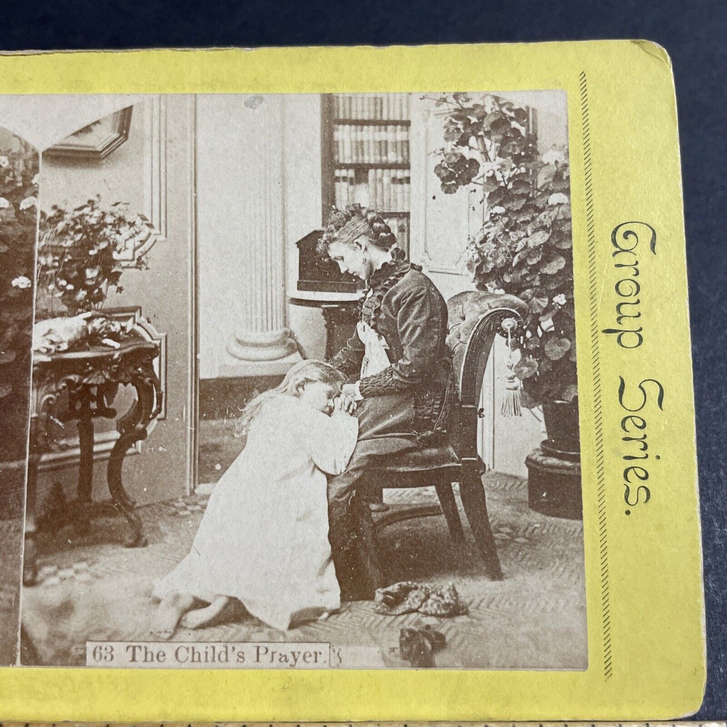 Antique 1870s Little Girl Praying For Her Mother Stereoview Photo Card P4705