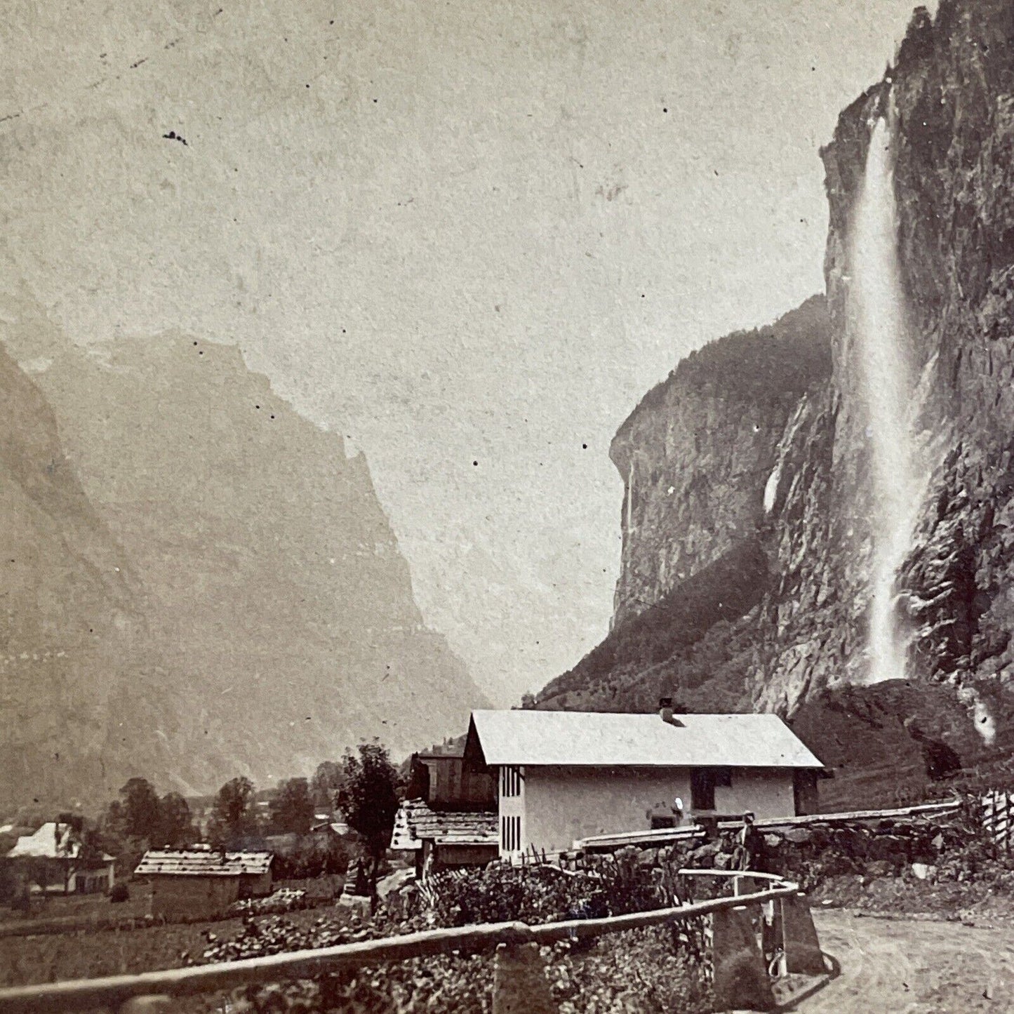 Antique 1880s Lauterbrunnen Switzerland Swiss Village Stereoview Photo Card 5202