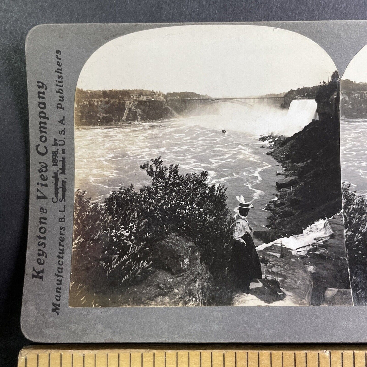 Woman Standing at Edge of Niagara Falls Stereoview Antique c1898 Y1451