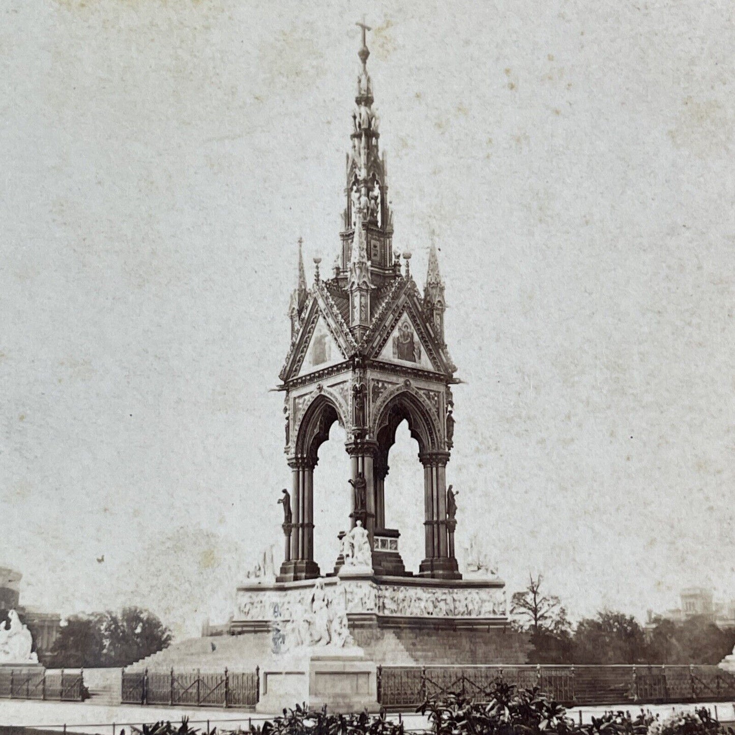 The Albert Memorial London England Stereoview F.G.O. Stuart Antique c1870s Y142
