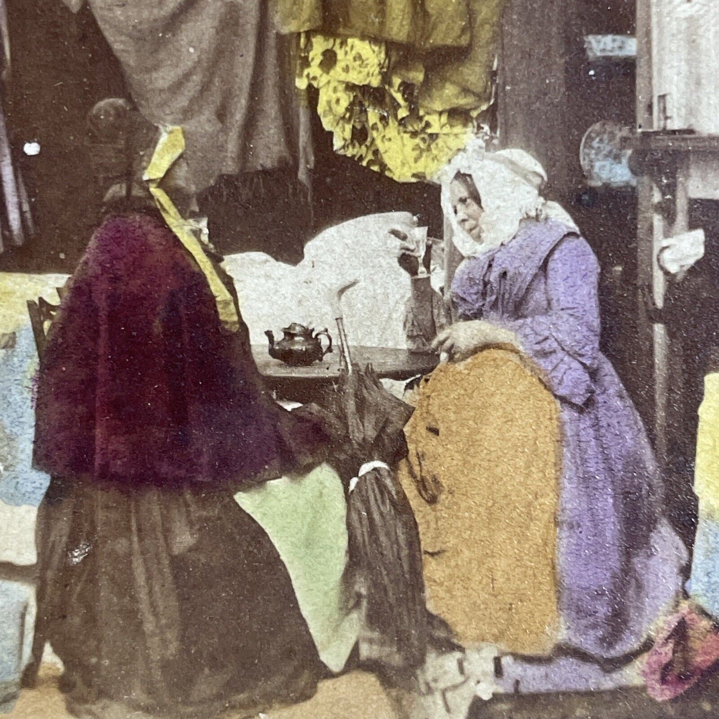 Antique 1840s American Women Chat At Tea Time Stereoview Photo Card P4758