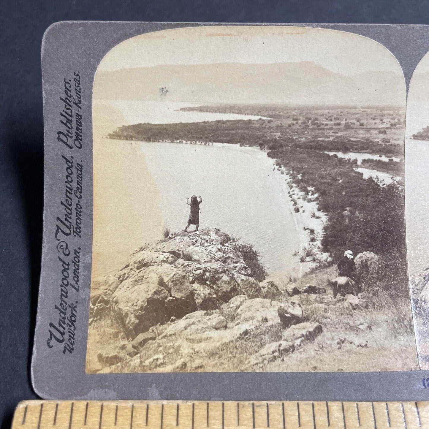 Antique 1900 Child Screaming At Cliff Edge Israel Stereoview Photo Card P4187