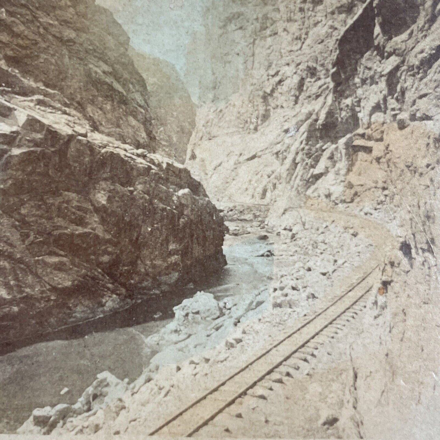 Antique 1882 Royal Gorge Route Railroad Construction Stereoview Photo Card P3492