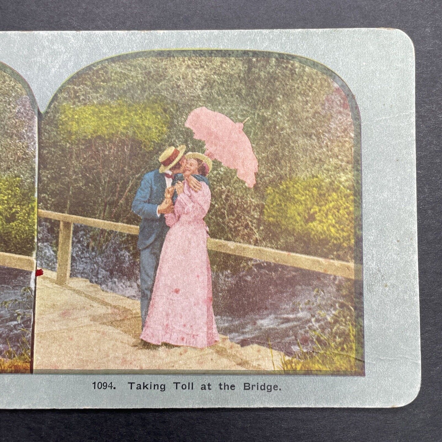 Antique 1904 Younger Lovers Kiss On A Bridge Stereoview Photo Card P1250