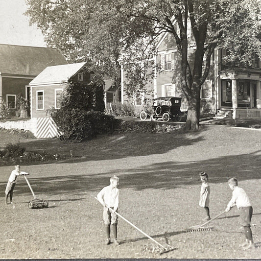 Antique 1921 Typical American Farm House And Family Stereoview Photo Card P1406