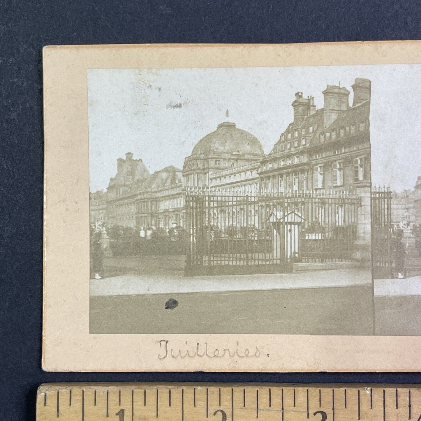 French Soldier at Tuileries Palace Paris France Stereoview Antique c1855 Y1108