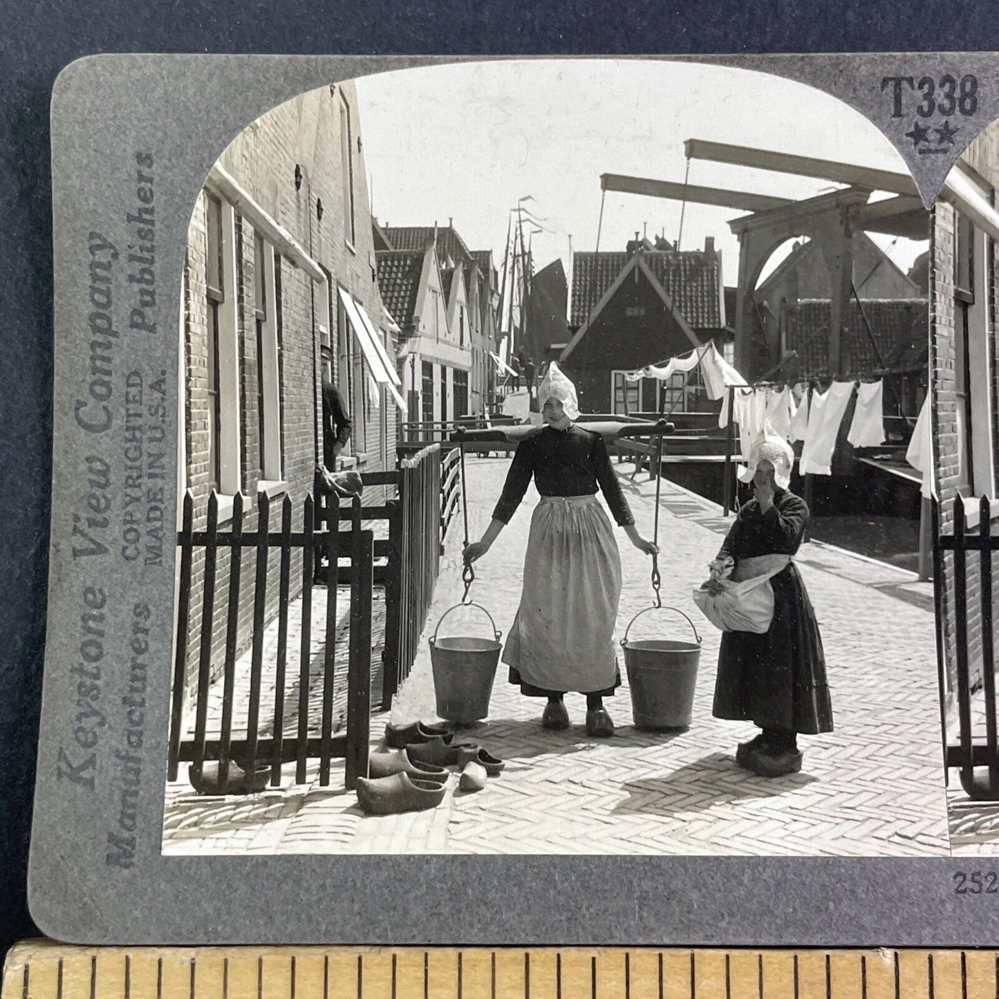 Women Carrying Water Volendam Netherlands Stereoview Holland Antique c1905 X4134