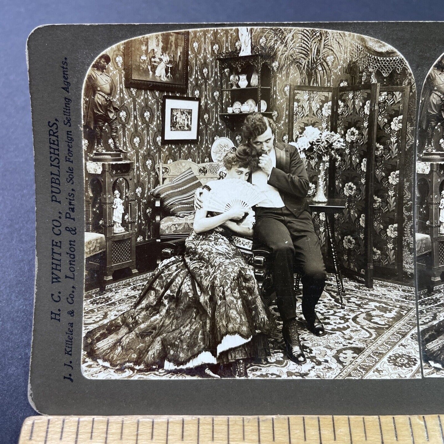 Antique 1903 Man & Woman Blush Caught Kissing Stereoview Photo Card P2923