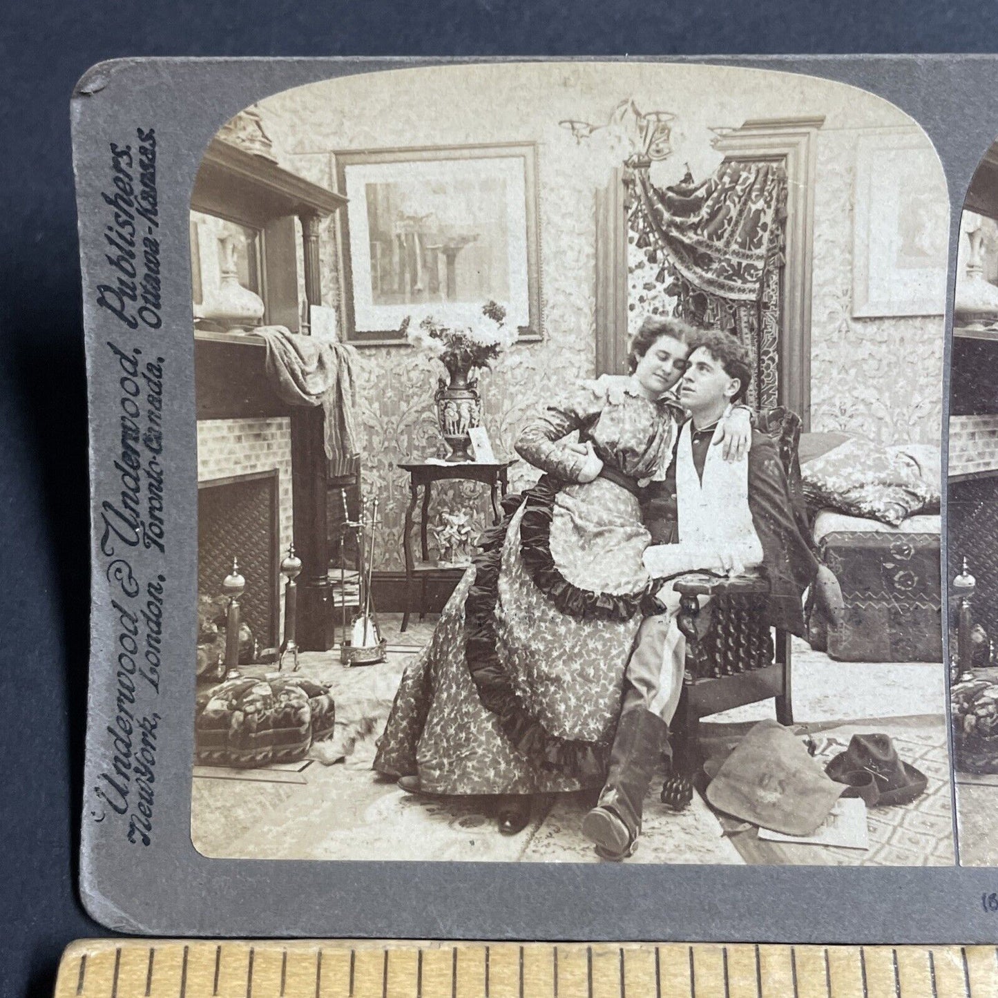 Antique 1899 Woman Hugs Wounded US Soldier Stereoview Photo Card P4753