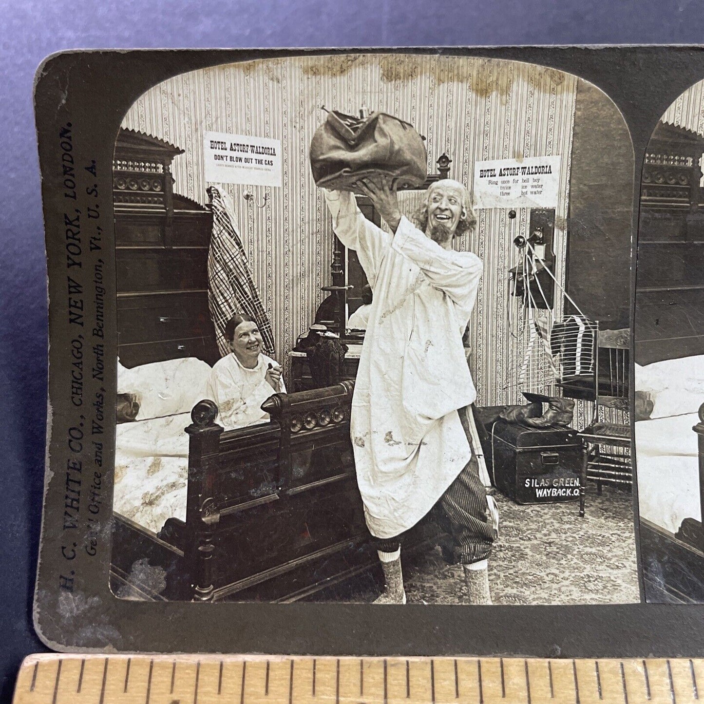 Antique 1903 Crazy Man Holding A Doctors Bag Stereoview Photo Card P4039