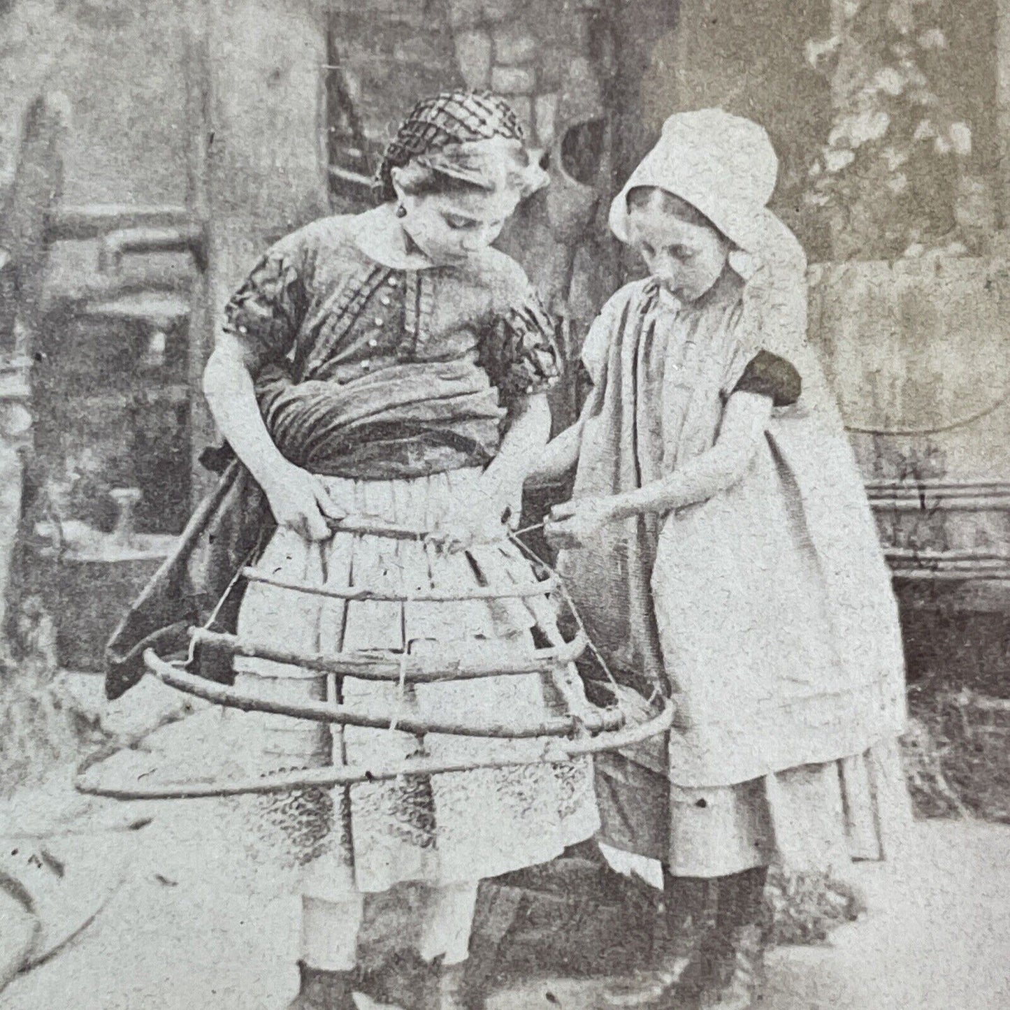 Girls Repair A Dress Crinoline Stereoview London England Antique c1855 X3658