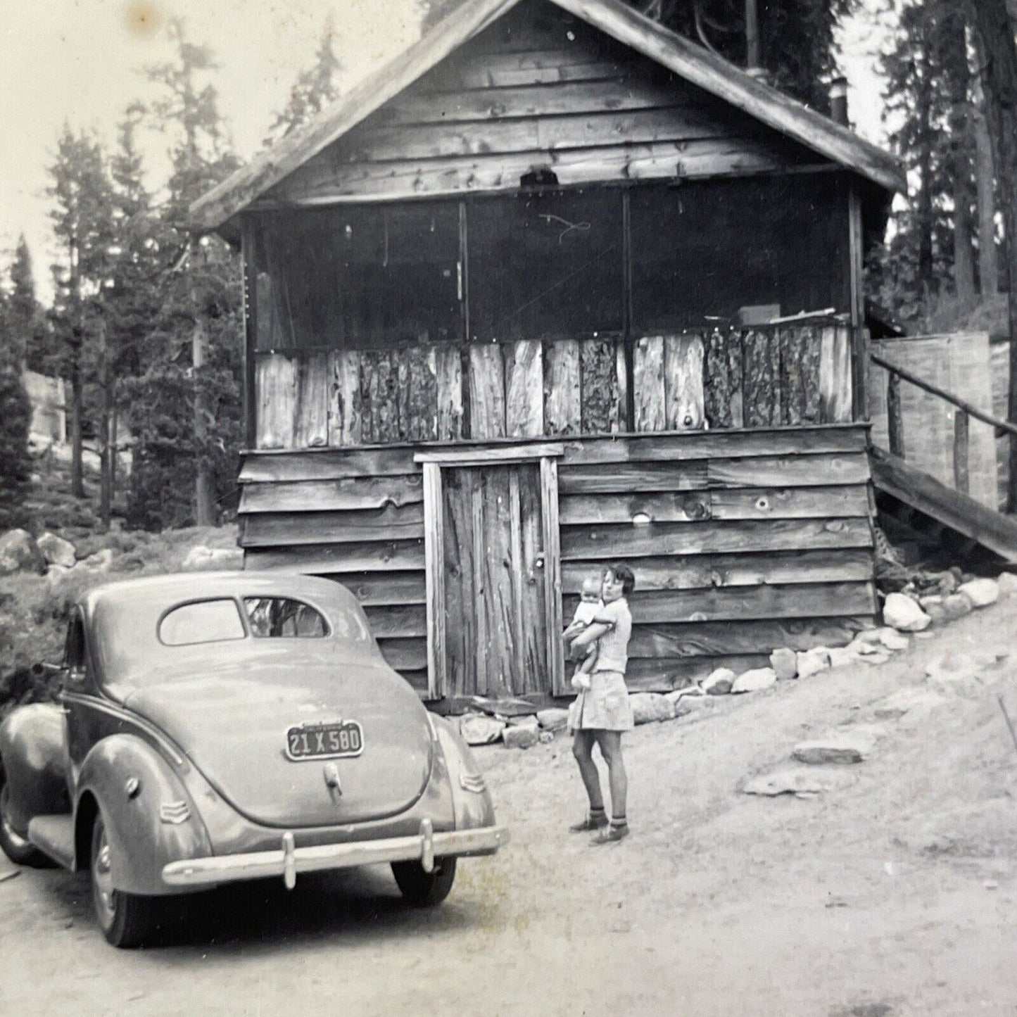 Vintage 1941 Fawnskin Hunting Cabin Big Bear Lake CA Stereoview Photo Card P503