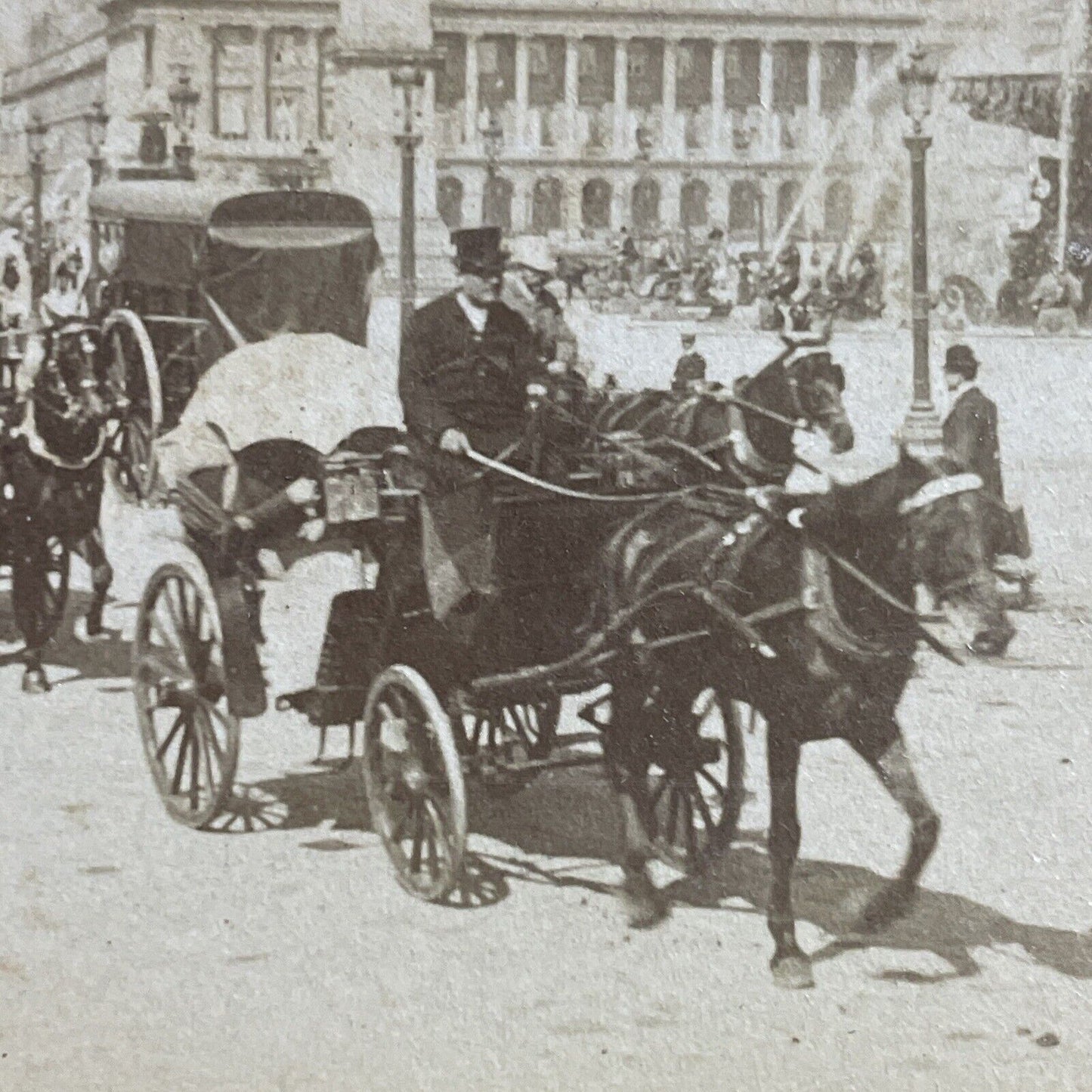 Antique 1900 Wealthy People In Horse & Buggy Paris Stereoview Photo Card P5181