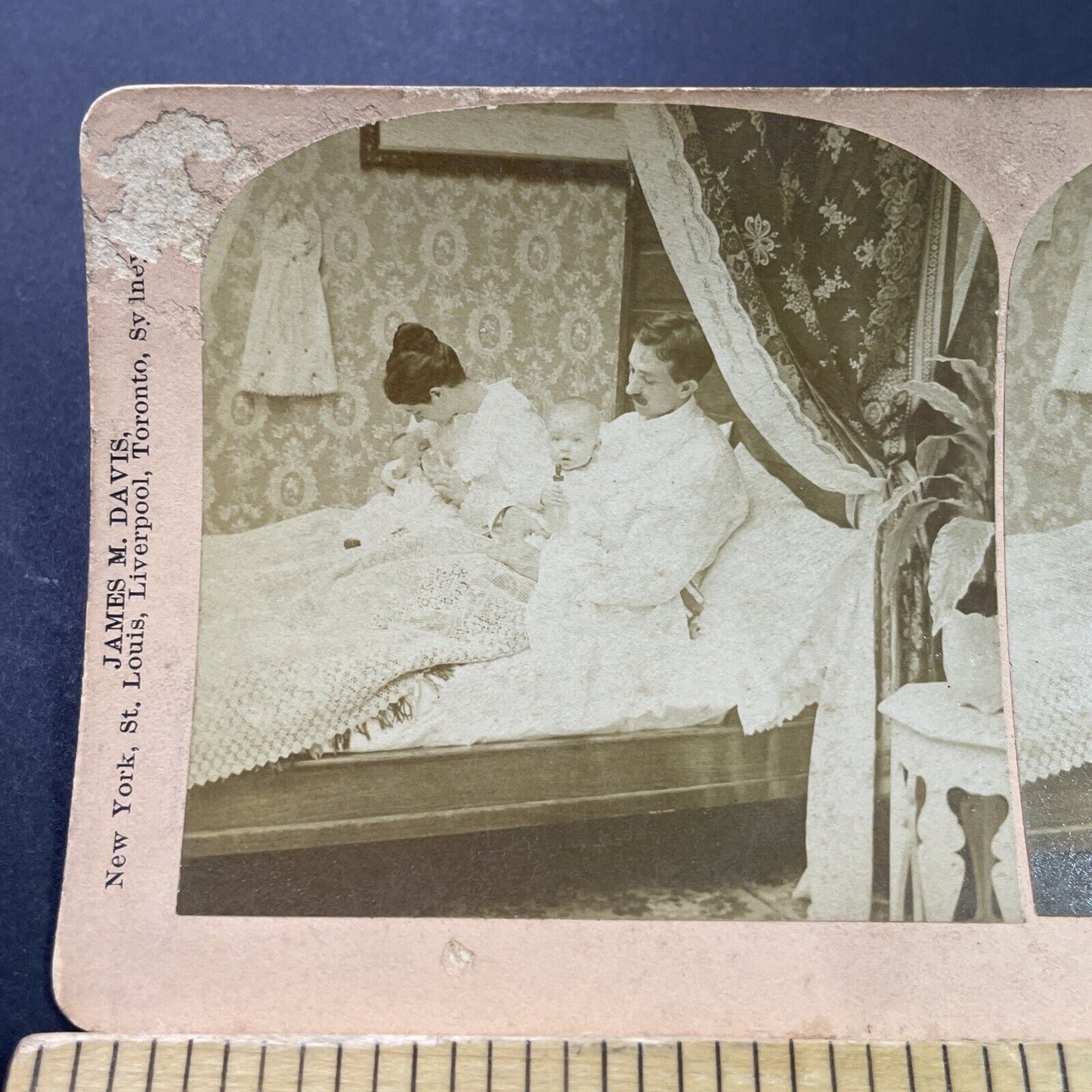 Antique 1897 Parents Give Babies Bottles In Bed Stereoview Photo Card P3956