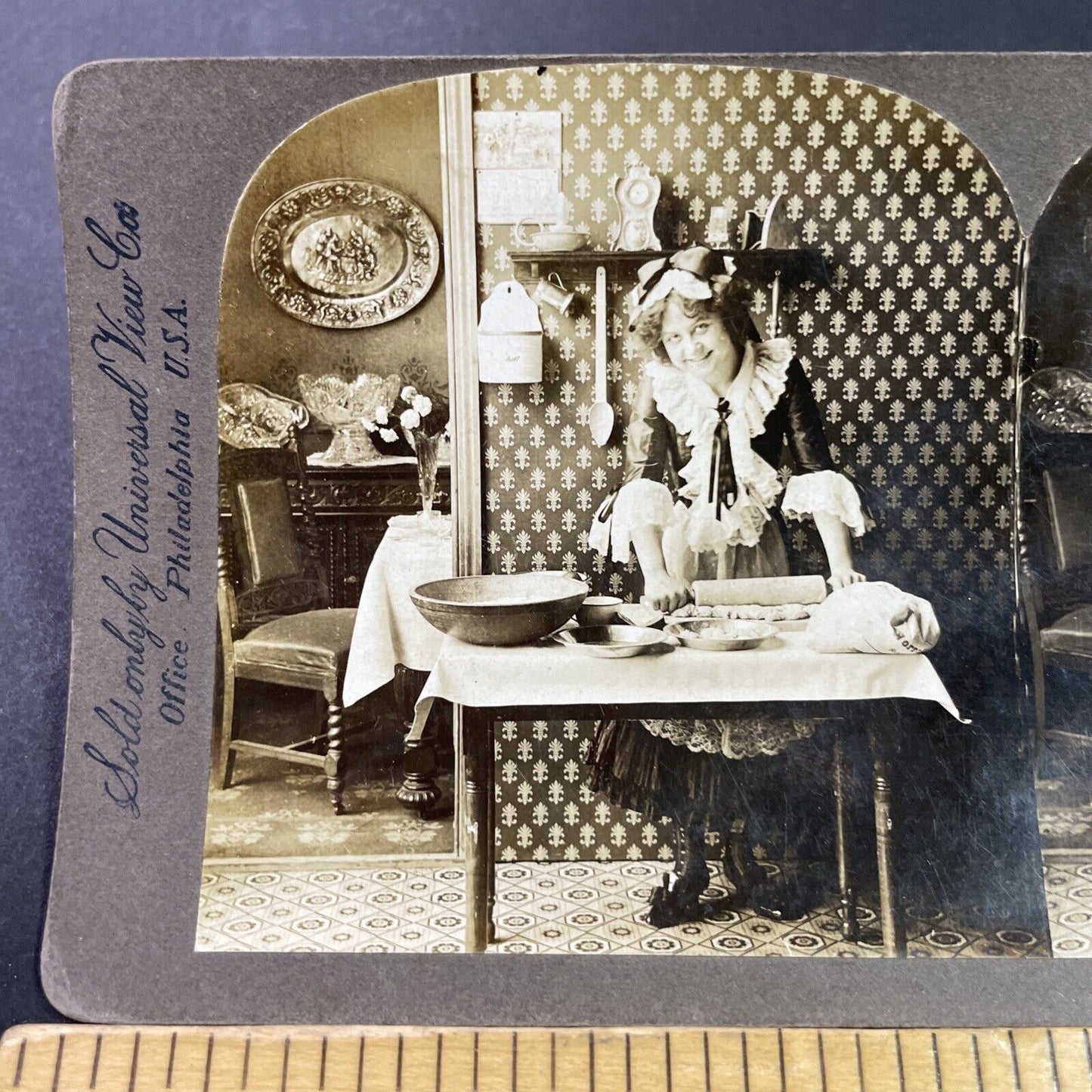 Antique 1902 Flirty French Cook Makes Bread Stereoview Photo Card P3465