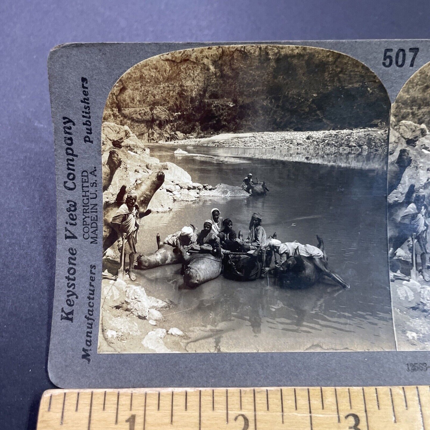 Antique 1910s Men Using Dead Cows As Boats India Stereoview Photo Card P3747