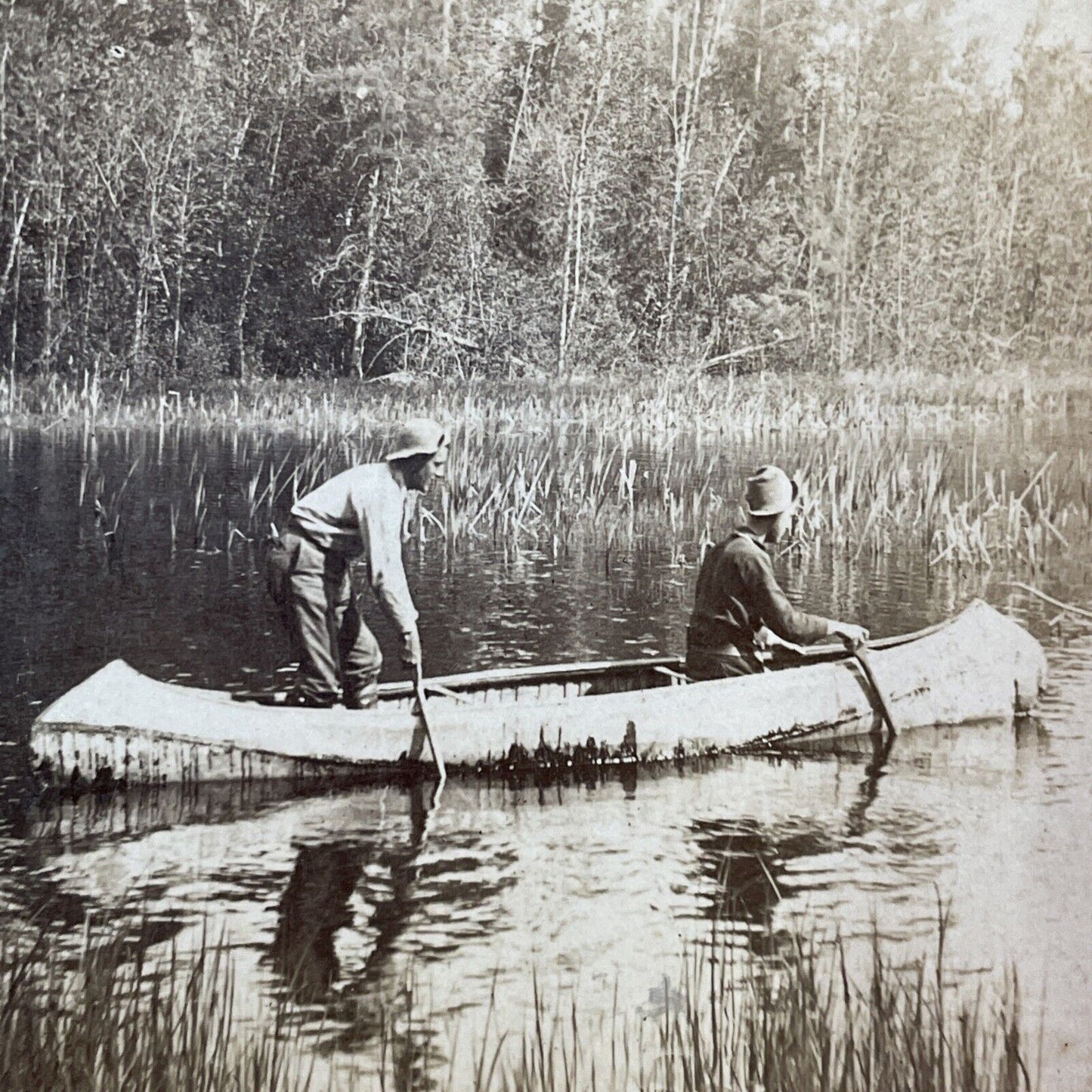 T.W. Ingersoll Self-Portrait in Birch Canoe Stereoview Antique c1888 Y1330