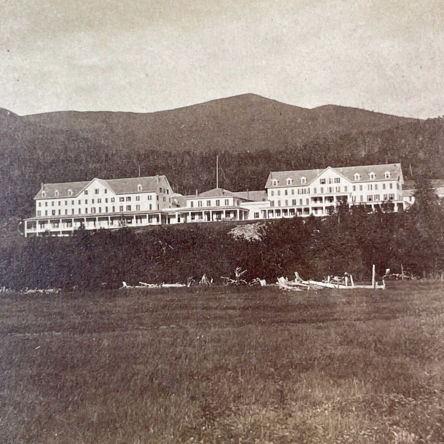 The Glen House Gorham New Hampshire Stereoview C.W. Woodward c1870s Y929