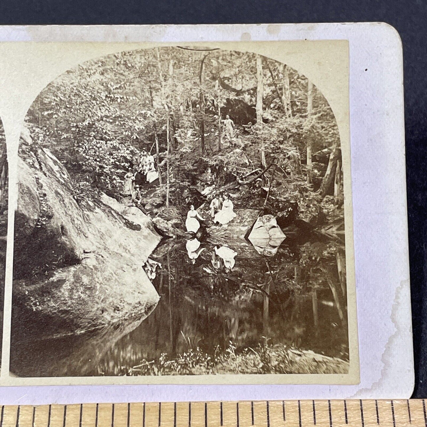 Antique 1860s Women At Pulpit Rock Winchester NH Stereoview Photo Card V2128