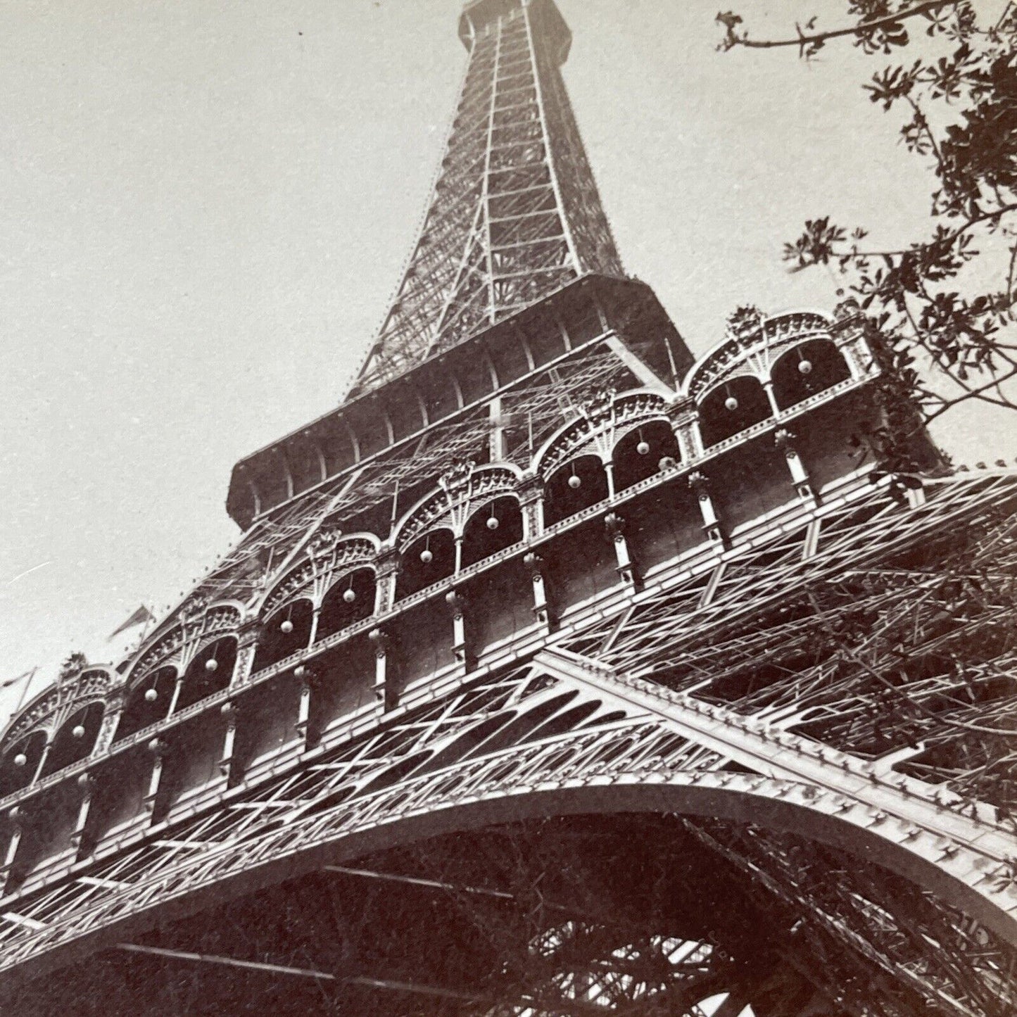 Antique 1900 Eiffel Tower Paris Looking Up View Stereoview Photo Card V3300