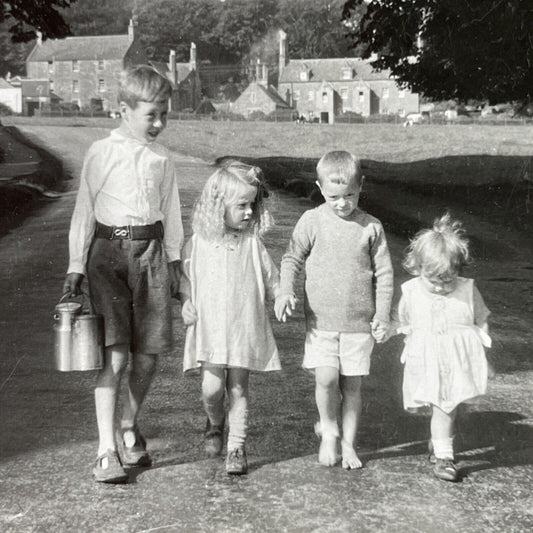 Antique 1910s Scottish Children Walk To School Stereoview Photo Card P2838