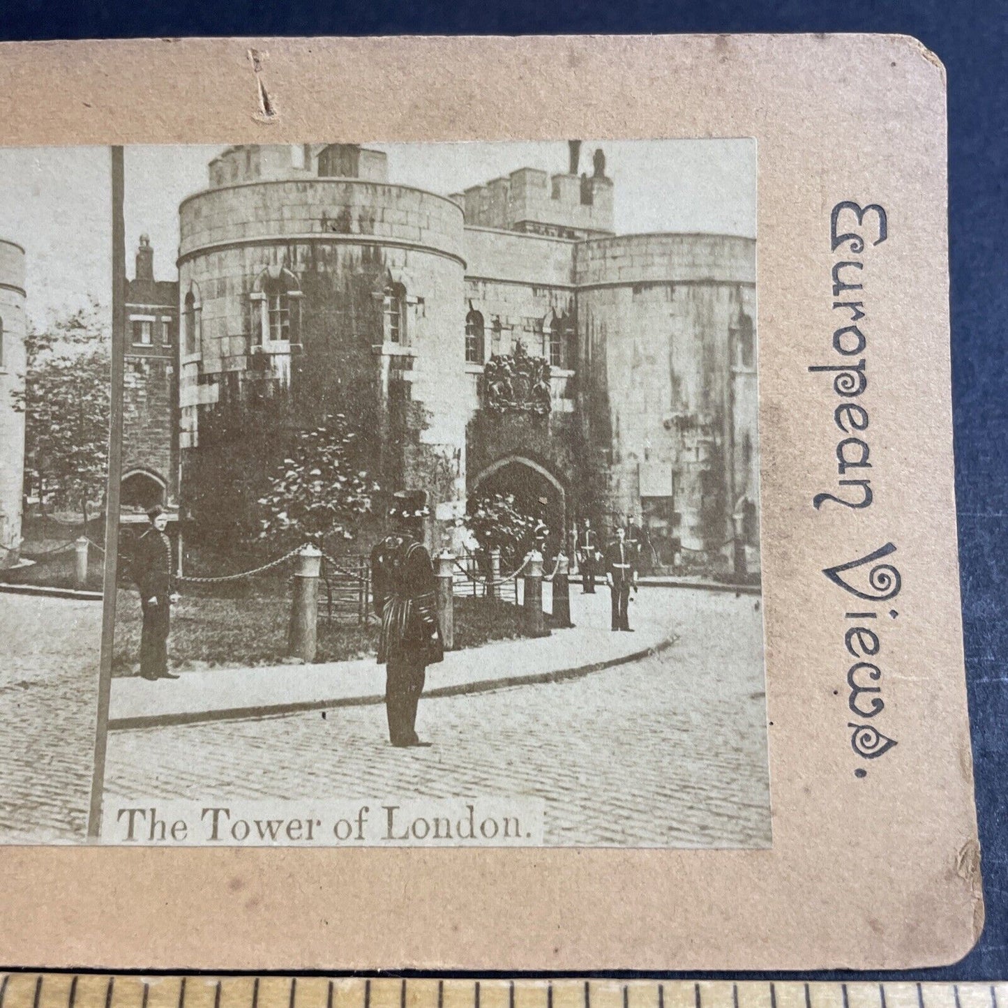 Antique 1880s Tower Of London Yeoman Guards Stereoview Photo Card P4520